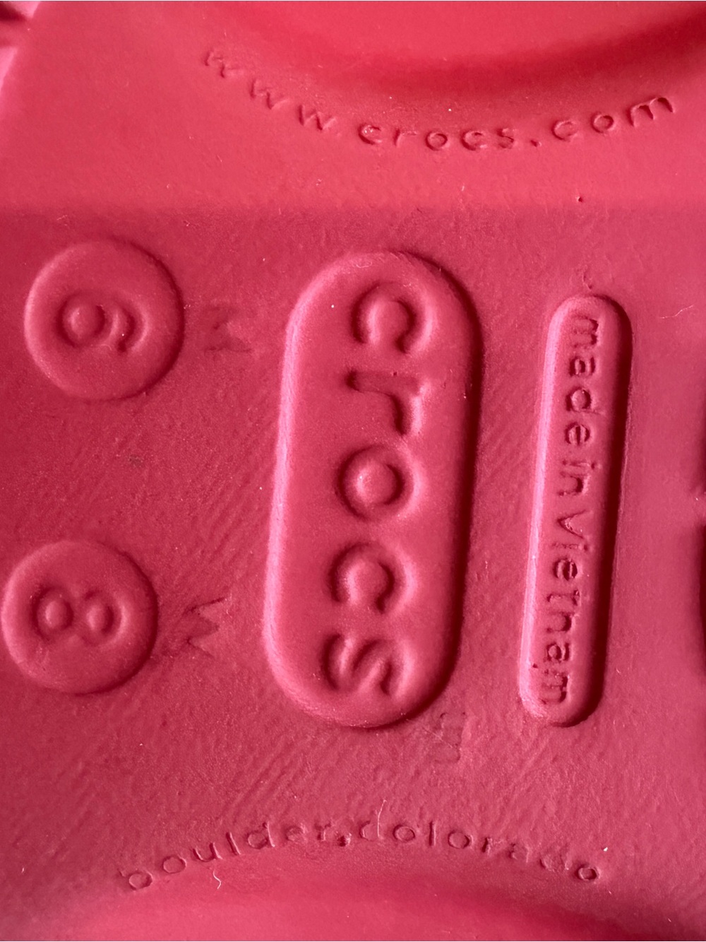 Crocs Classic Red Flip Flops - Picture 5 of 7